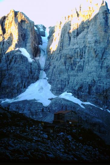 Die Cima Tosa mit der Eisrinne